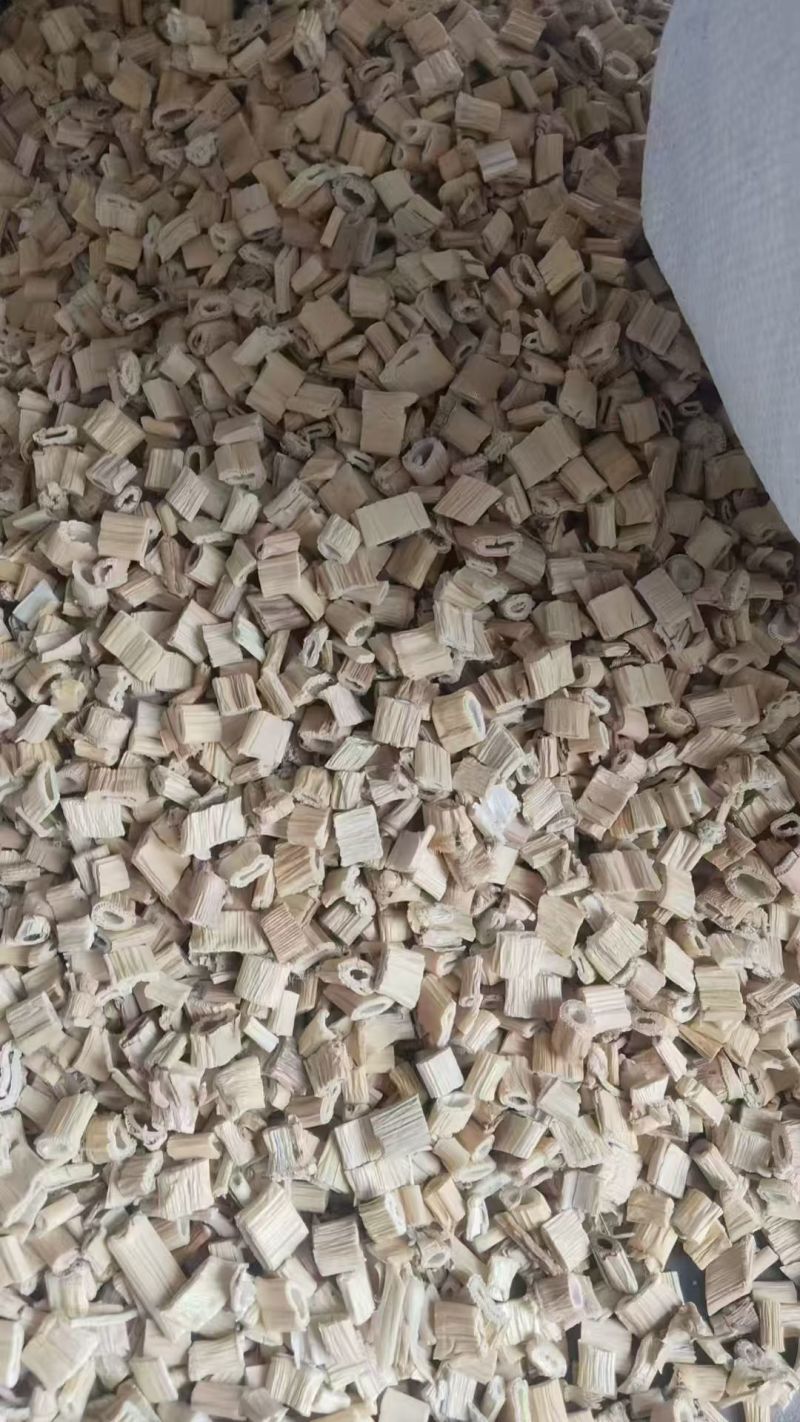 芦根，通货选货都有，产地一手对接，欢迎电话垂询，量大从优