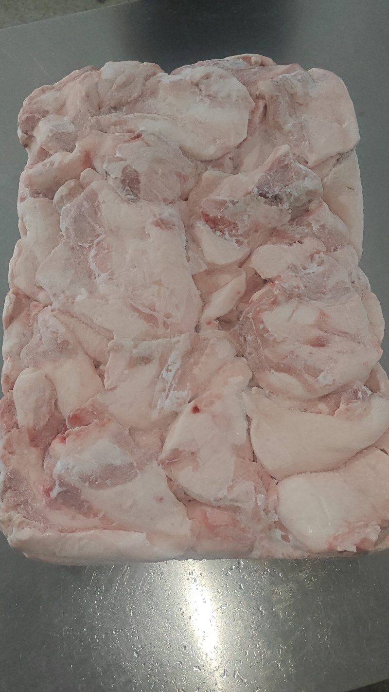 肥猪槽头分割:脂渣专用小面肉厂家直销新货新开还有3吨