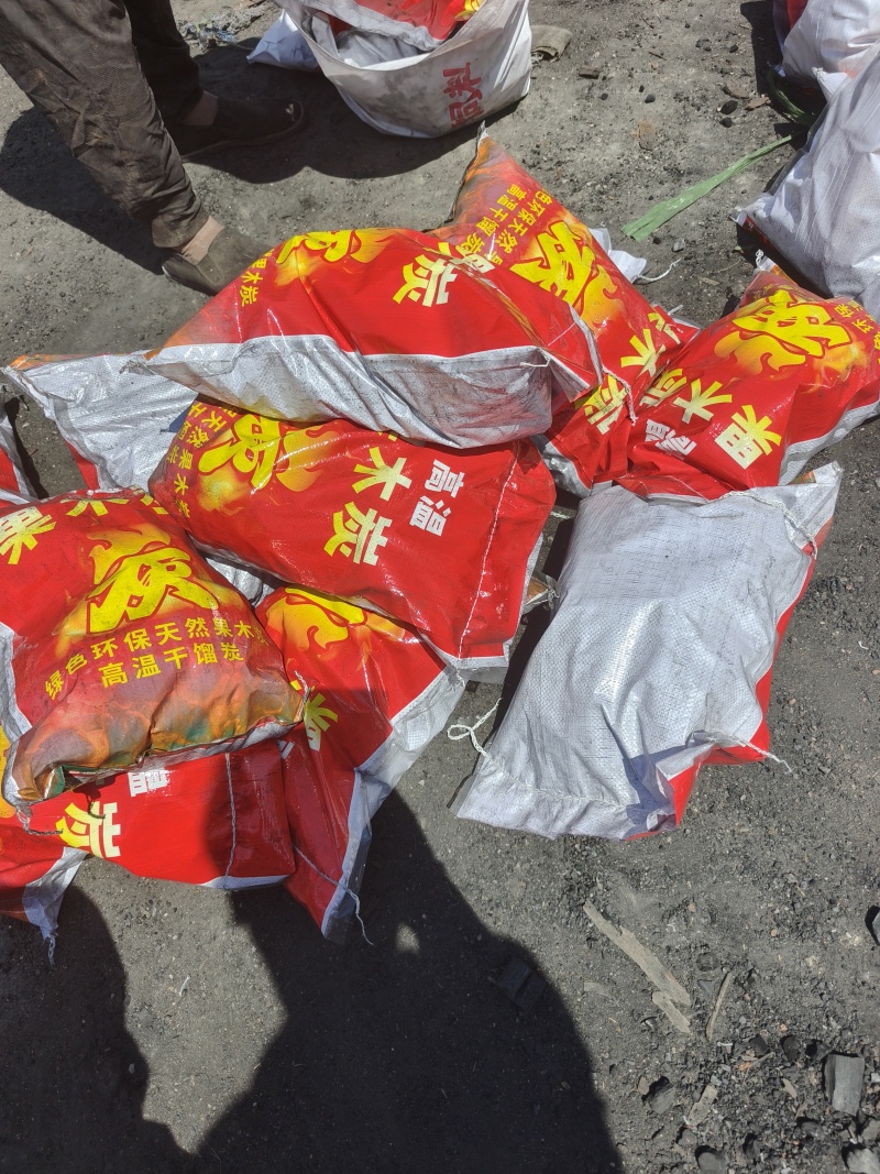 枣木炭各种果木烧烤炭大小包装可以定制