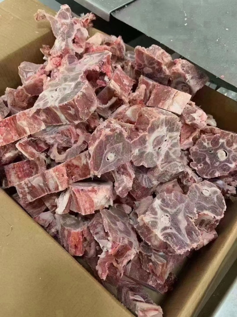 多肉羊蝎子，可以免费加工定制切块。肉多新鲜