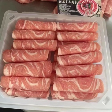 羊肉卷，纯羊肉的无调理，火锅店刨肉片特别好用