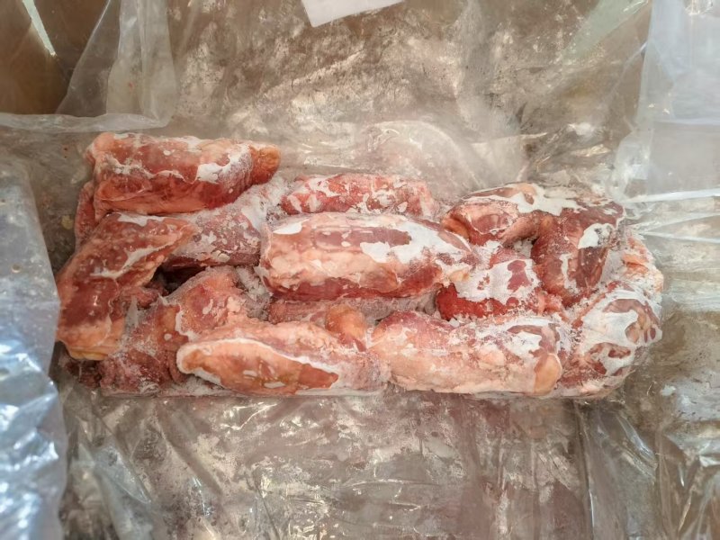 鞭根肉