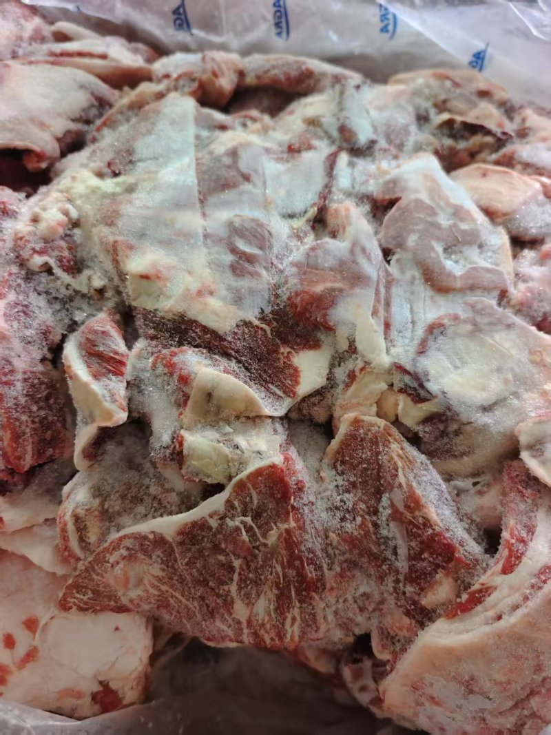 牛碎肉，90%比例瘦肉率高，块型大，新鲜度好