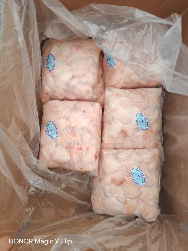 蘑菇筋也叫元宝筋，适用于烧烤店，餐饮店都可以红烧，卤制，
