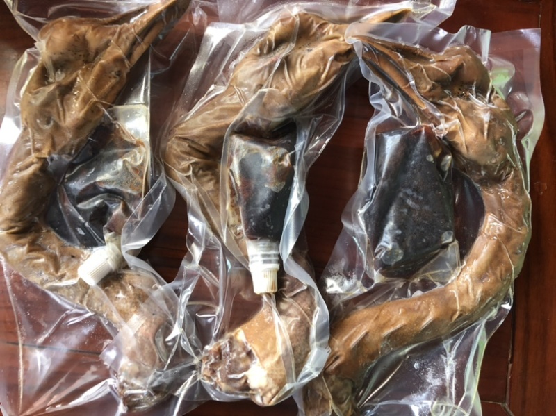 400克-500克带汁卤鹅头，加热可以吃