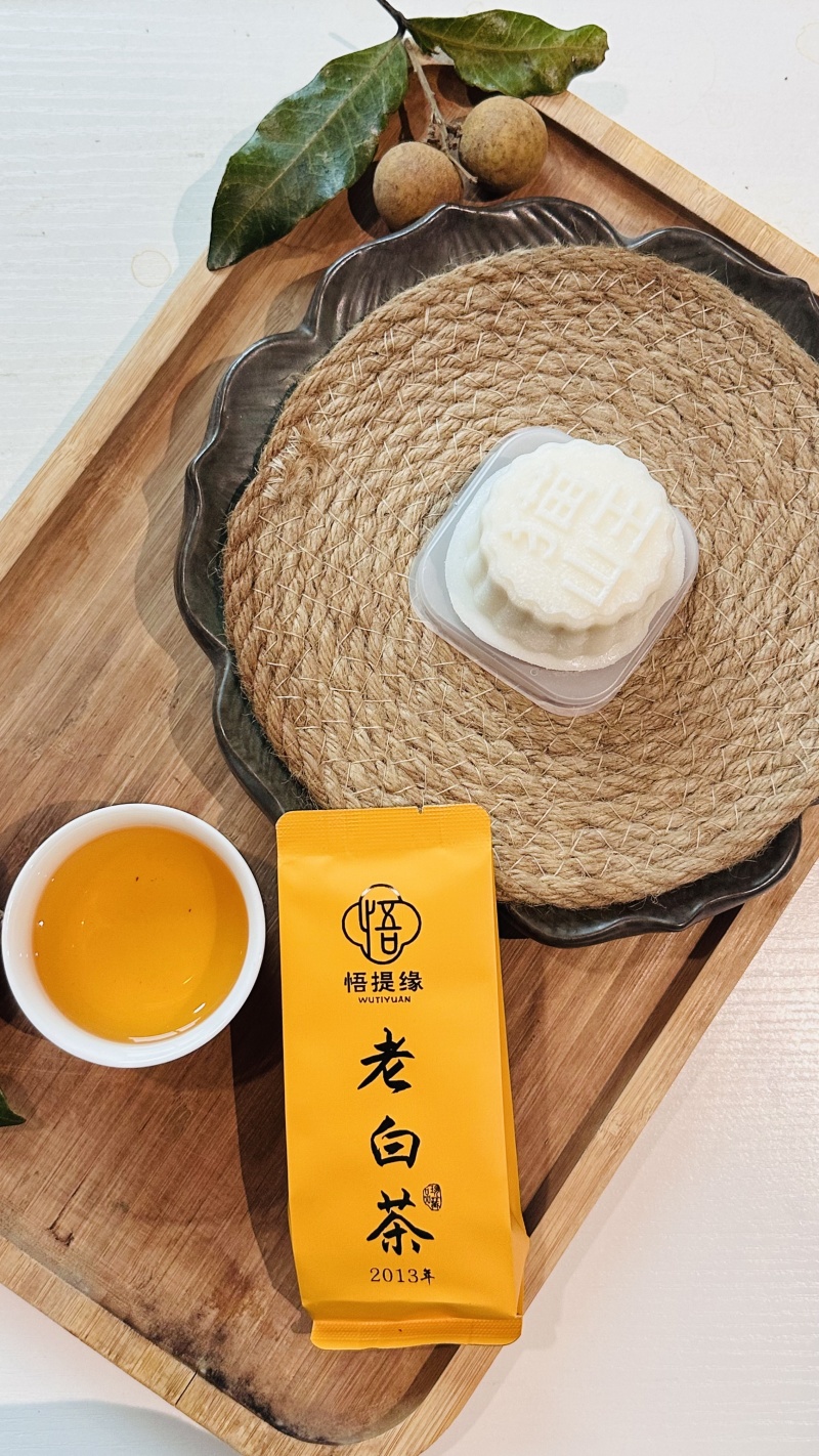 榴莲爆浆月饼（进口猫山王榴莲）***剂，冰冻，自然解冻即