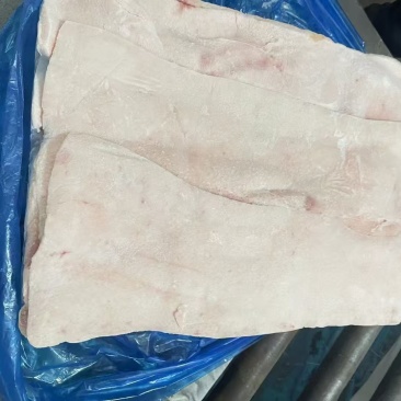 母猪肥膘25年新货25kg/袋30吨临沂提货