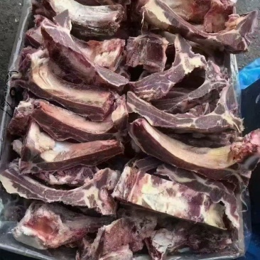 满肉牛肋眼骨
