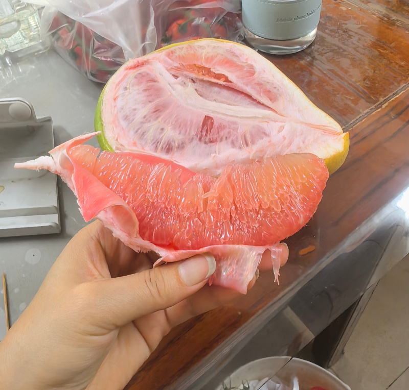 品质三红柚