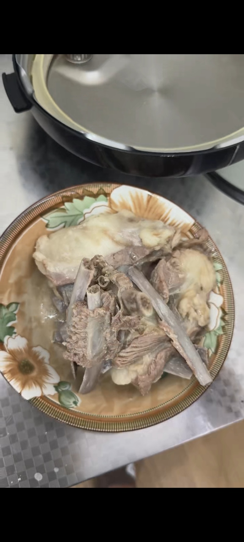 小羊排，抄码45斤左右颜色鲜艳，厂家直销，量大从优