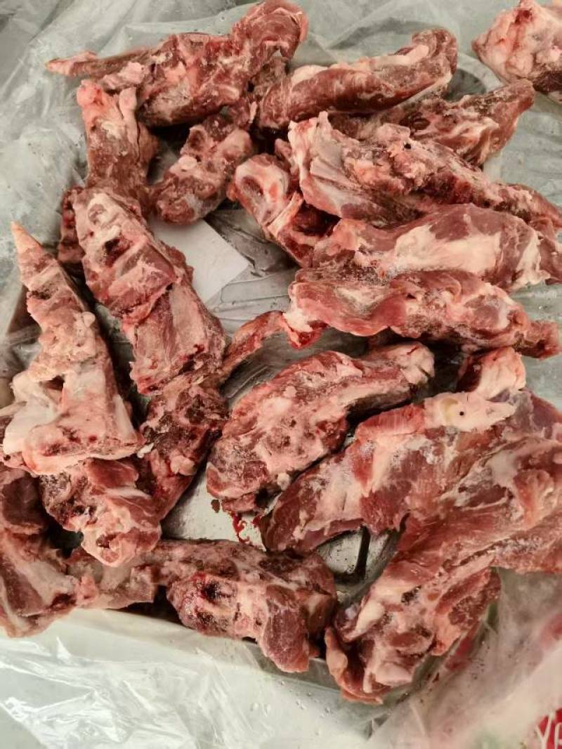 羊脊骨排，可当手把羊排用