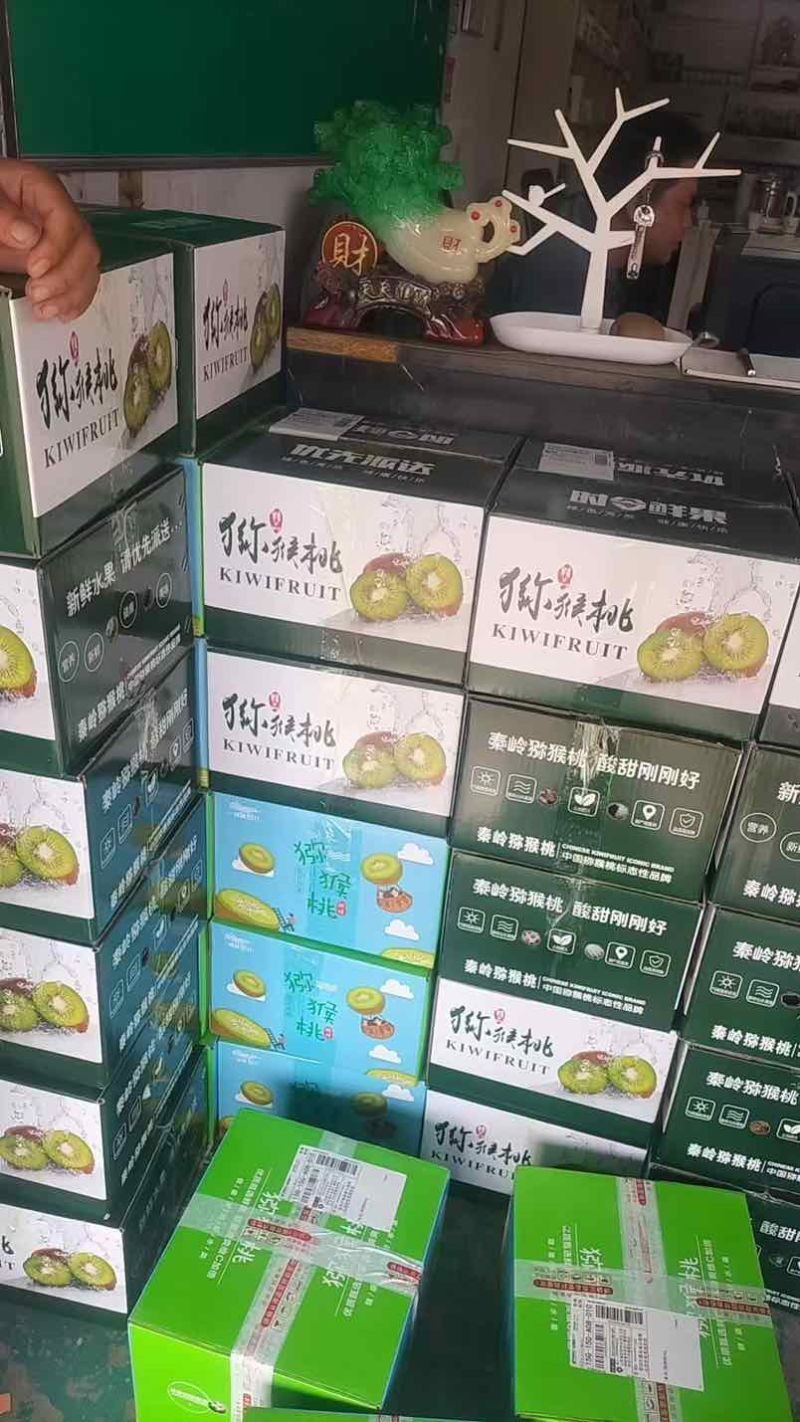 陕西徐香猕猴桃/10斤装80元包邮发货，新鲜现摘现发