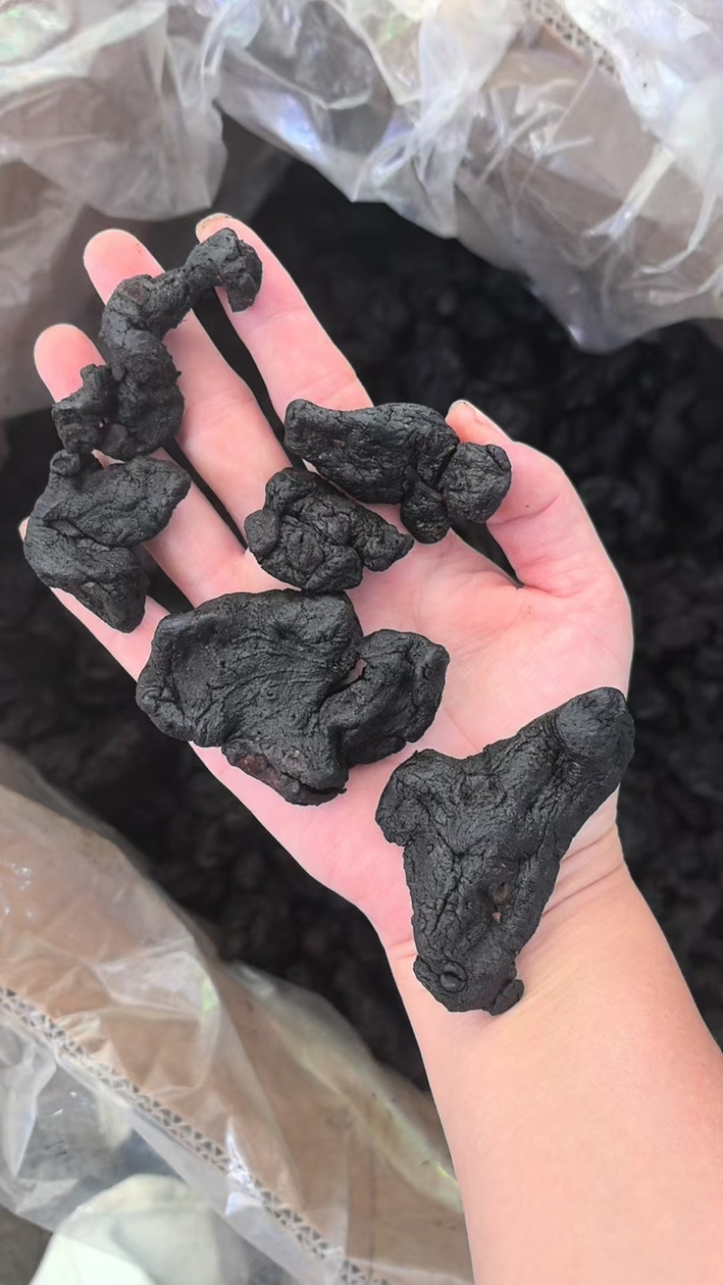 黄精片黄精九蒸九晒黄精片一手货源自家加工
