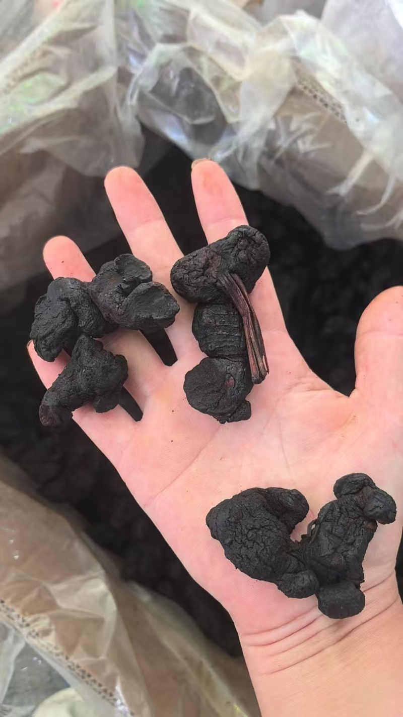 黄精片黄精九蒸九晒黄精片一手货源自家加工