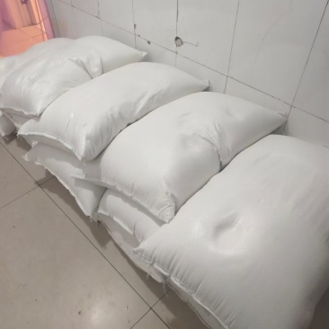 自己家麦子加工的白面，永粮15，面特别好吃，劲道有面味想