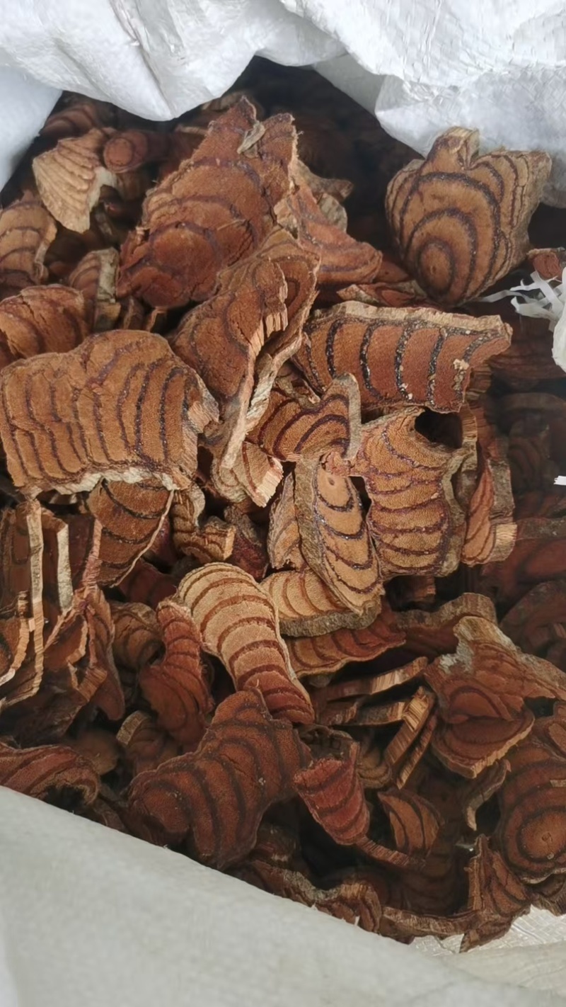 鸡血藤货量充足，欢迎砸单