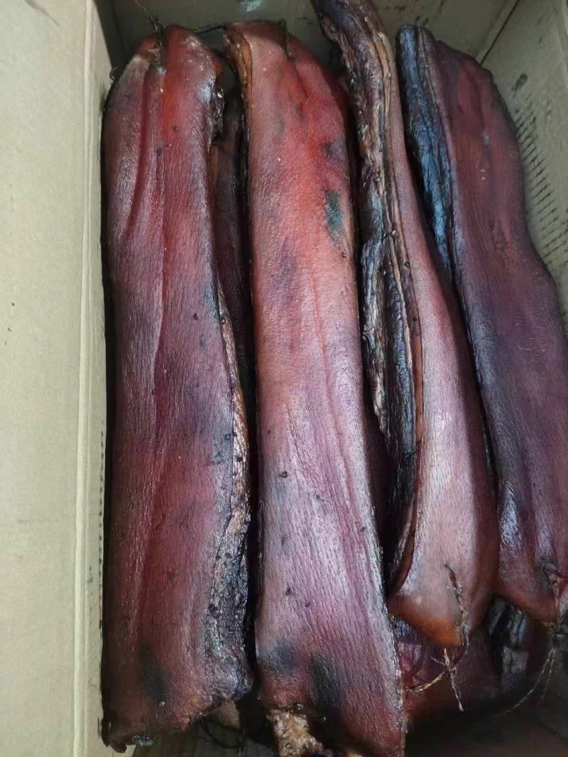 烟熏腊五花肉均匀漂亮适合所有人群食用1件60斤常年批发