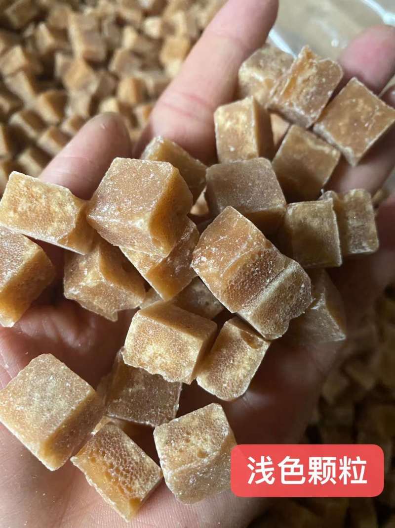 薄荷很浓散装梨膏糖1件50斤罐装60瓶250克常年批发