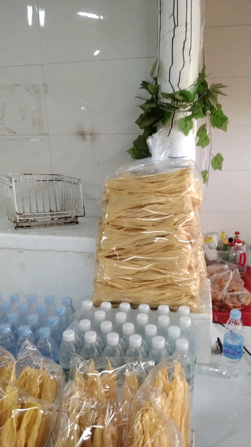 腐竹一手货源，厂家直发，大量供应，高品质***腐竹，