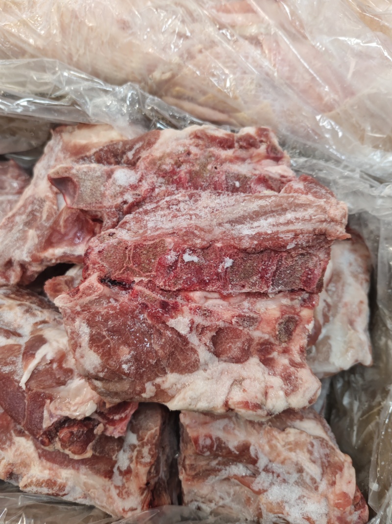 鲜冷多肉猪颈骨猪脖骨猪颈排酱颈骨猪骨头商用食材一箱20斤