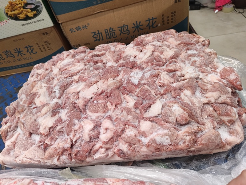 猪碎肉冷冻瘦肉37精碎肉3肥7瘦肉夹馍包子馅食材