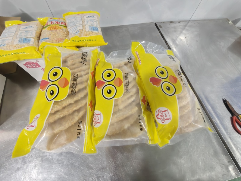 厂家直销，脆鸡排，网红鸡排，品质保障20斤一件一件10包
