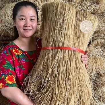 红薯粉条山东枣庄农家燕子地瓜粉条红苕粉条手工自然晾晒真红