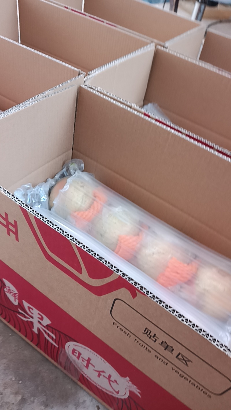 中秋节礼品。云南红河州蒙自市本地特产甜石榴（薄皮石榴）