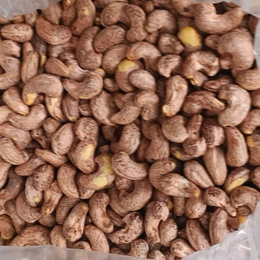 新货腰果，大量有货，价格便宜