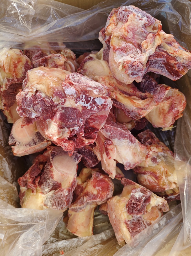 肉牛棒骨，锡盟屠宰场工厂直销，保质保量，全国发货