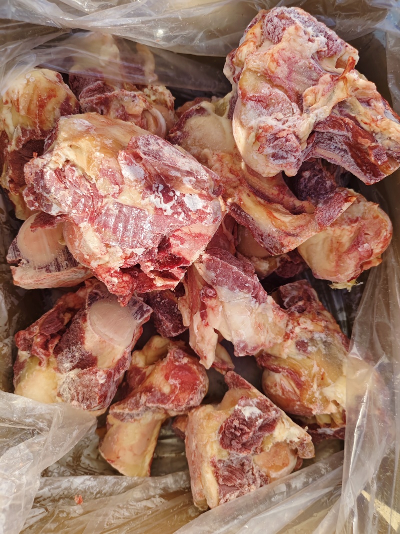 肉牛棒骨，锡盟屠宰场工厂直销，保质保量，全国发货