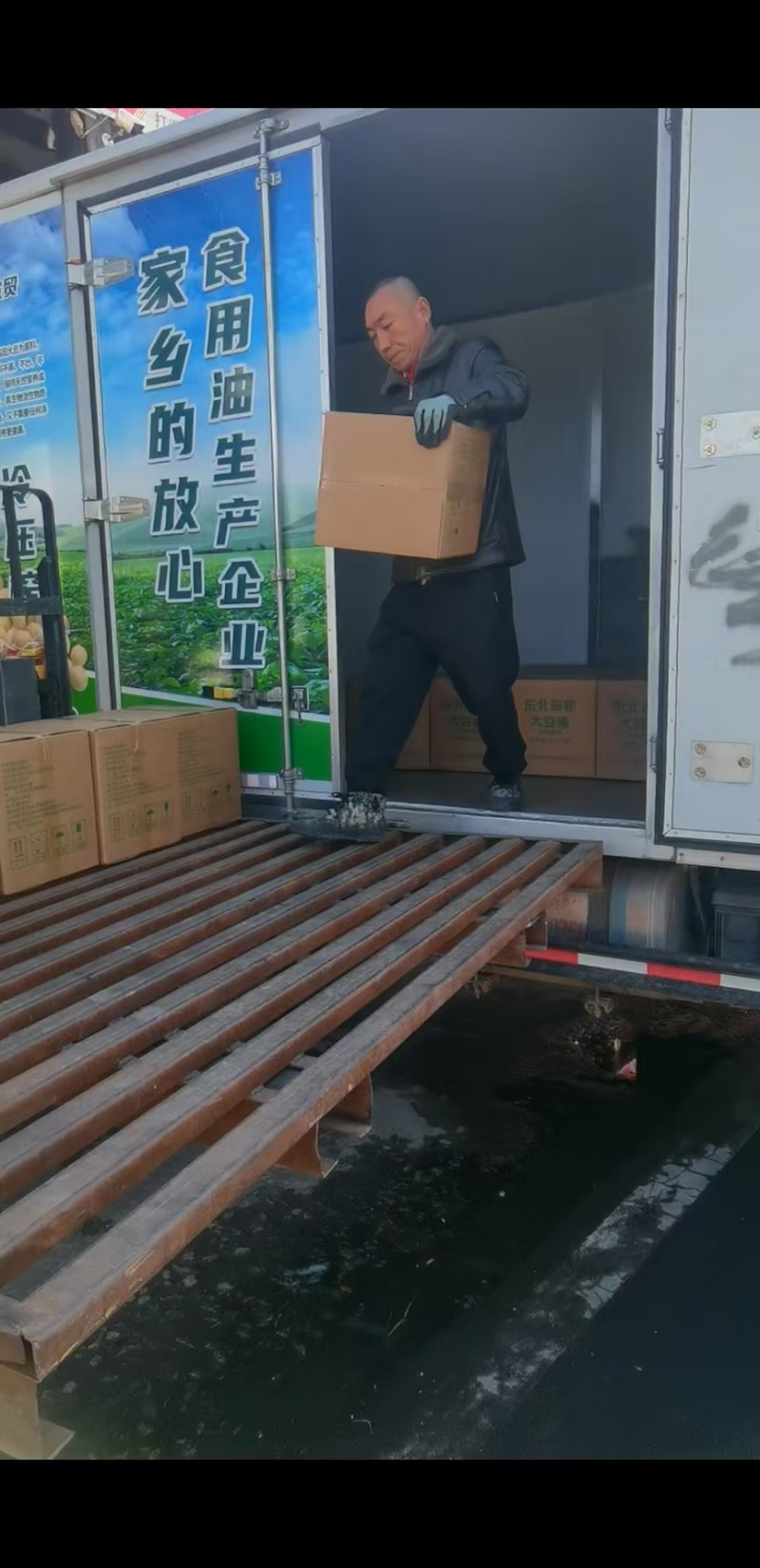 冷压笨榨大豆油大量供应精品大豆油全国发货欢迎来电采