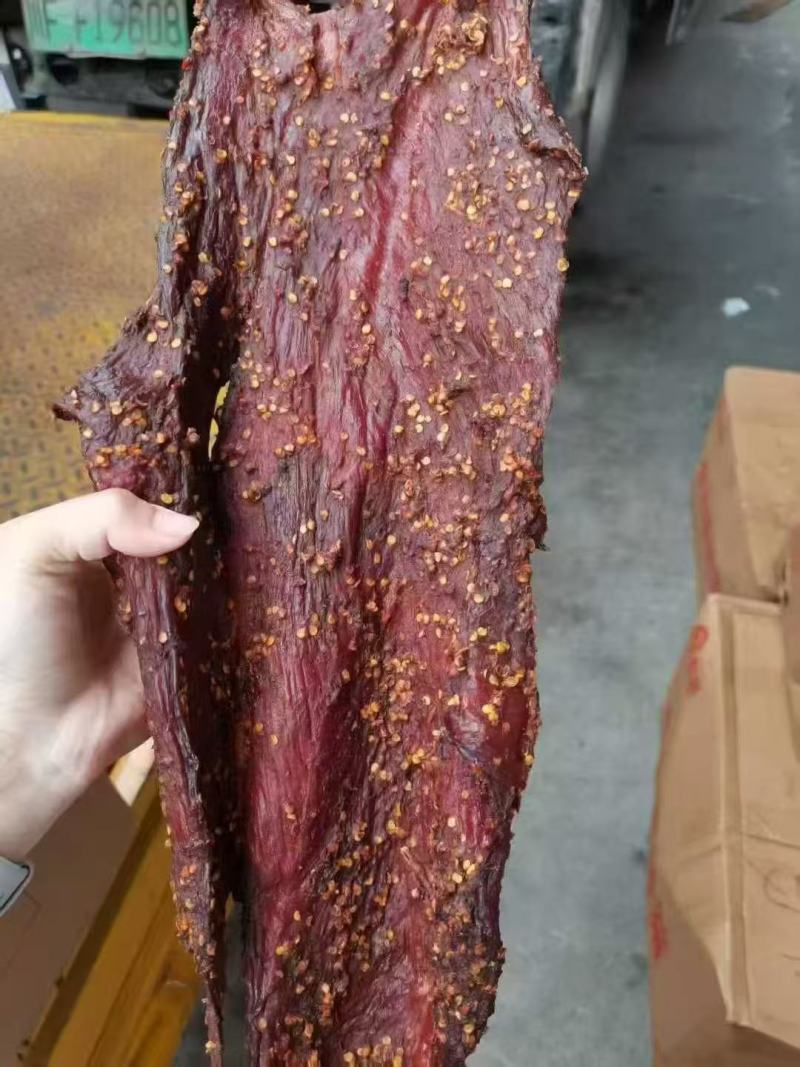 麻辣大块肉风干大块肉五香麻辣大块肉展会地摊厂家批发