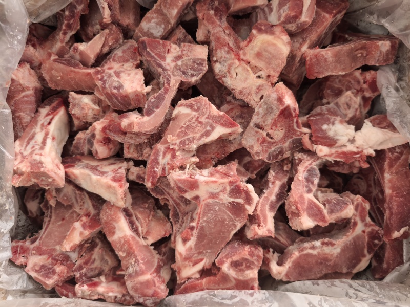 满肉猪脊骨,