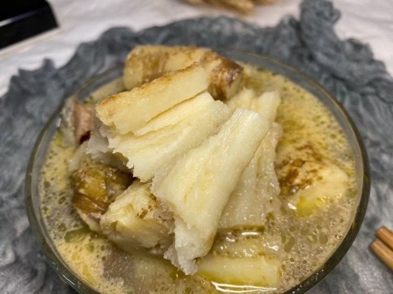 甜当归丽江甜当归高原独角当归阿坝地区批发自然晒干很粗大货