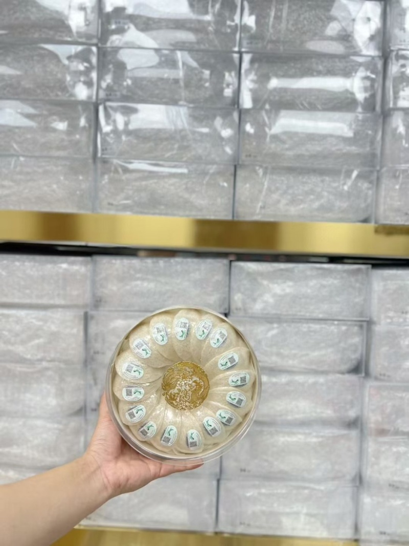 燕窝大量现货规格齐全，品质保证，可视频看货代发