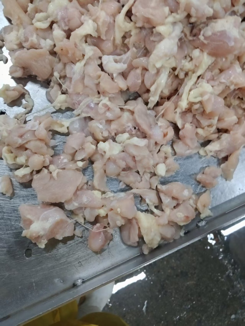 鸡胸碎肉，可做香肠火腿