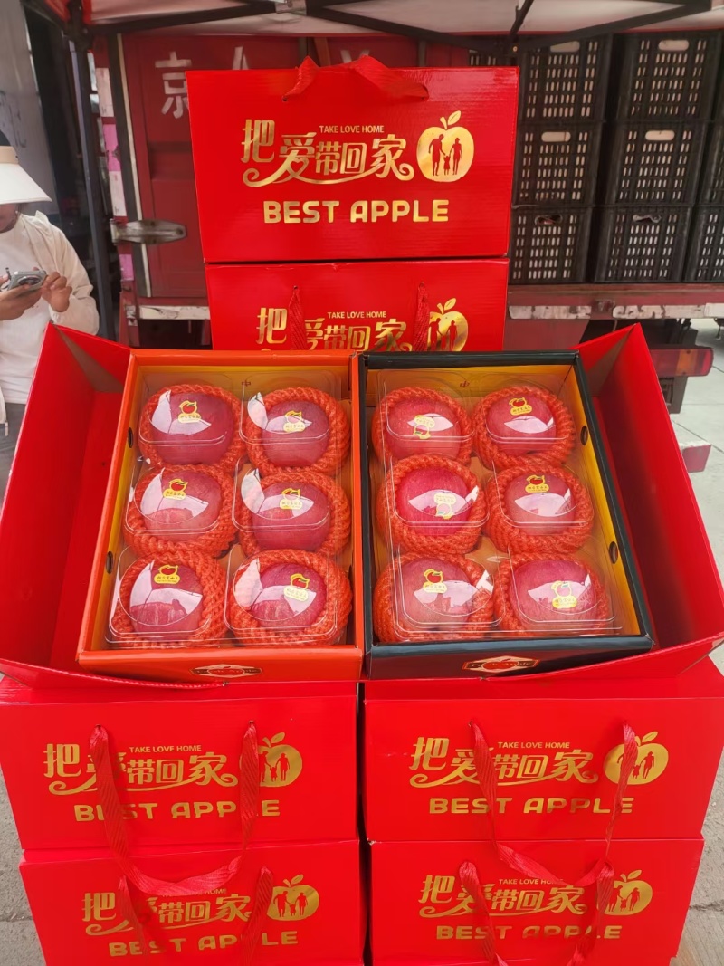 产地直发丨红富士苹果丨山东主产区丨常年供应丨口感脆甜