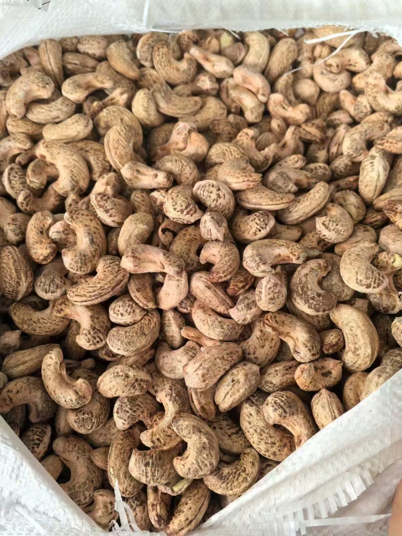 头茬果，精品越南170腰果，要的喊，保质保量[