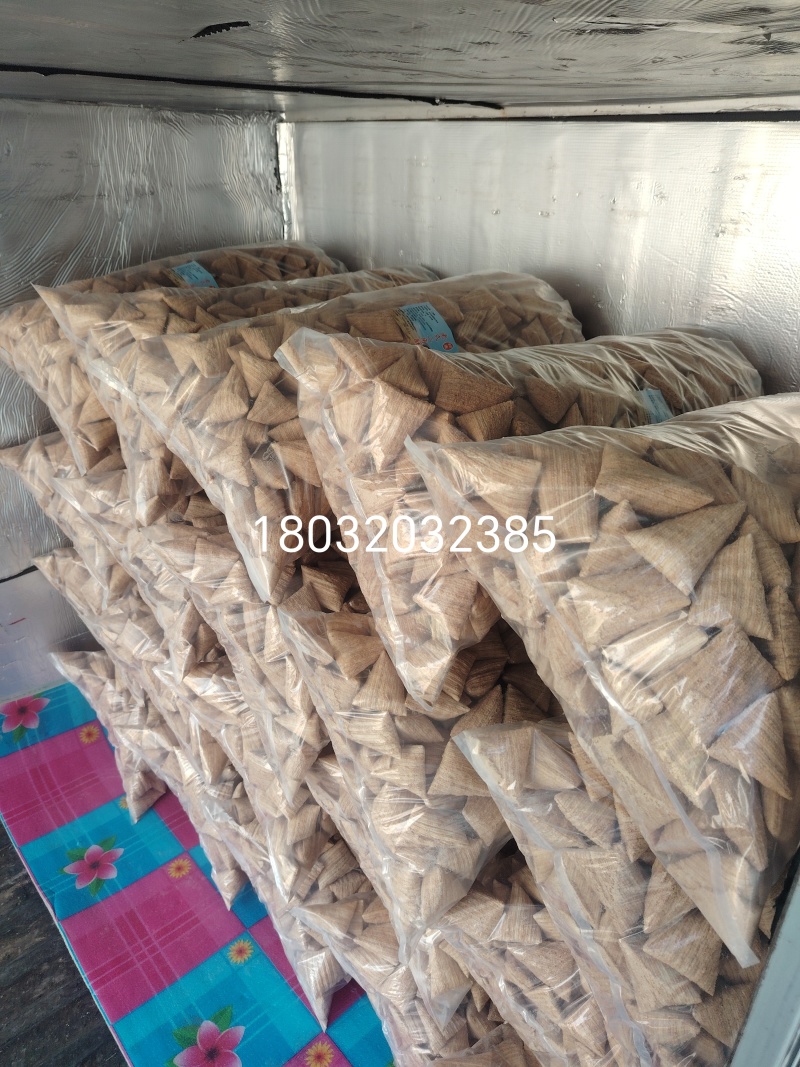 河北省石家庄市行唐县厂家直销：老式三角酥，**批发