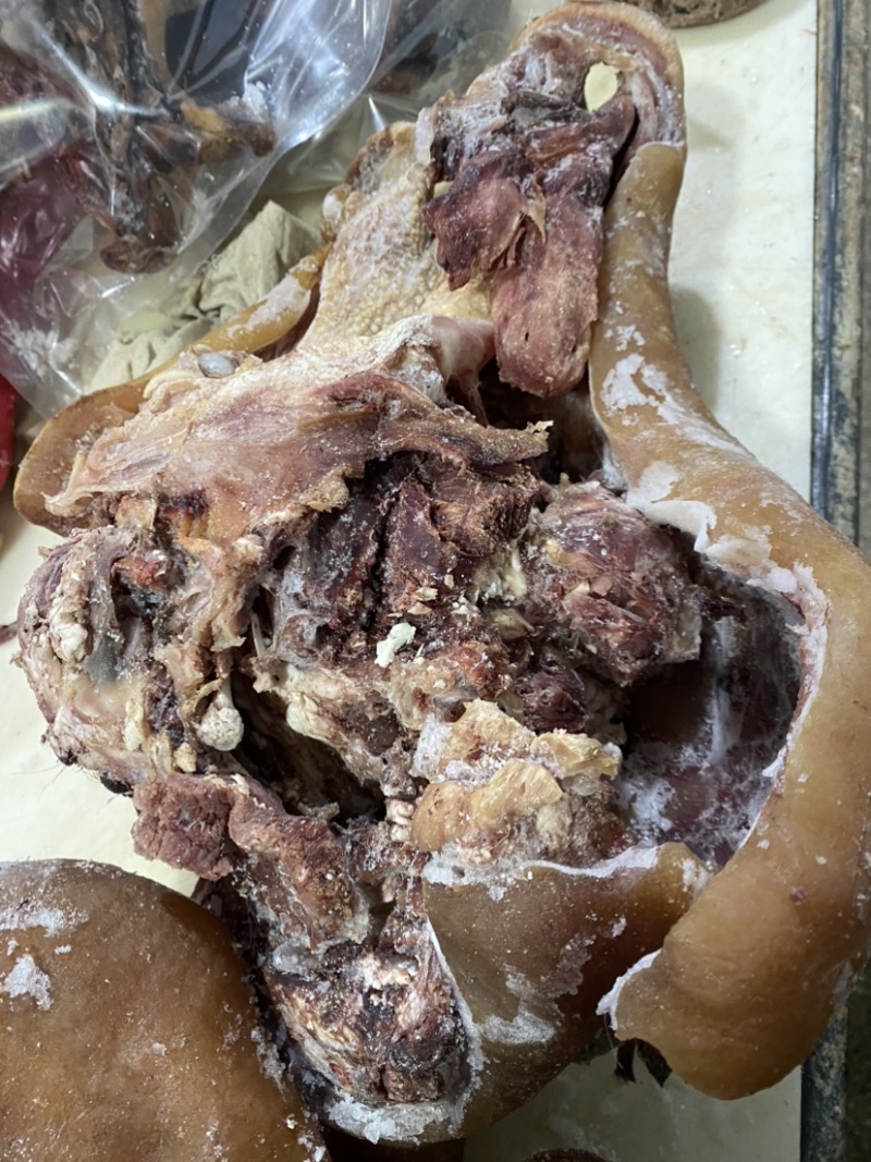 【五香牛头肉】五香牛头肉，干度高精修无油，可切块小包装。