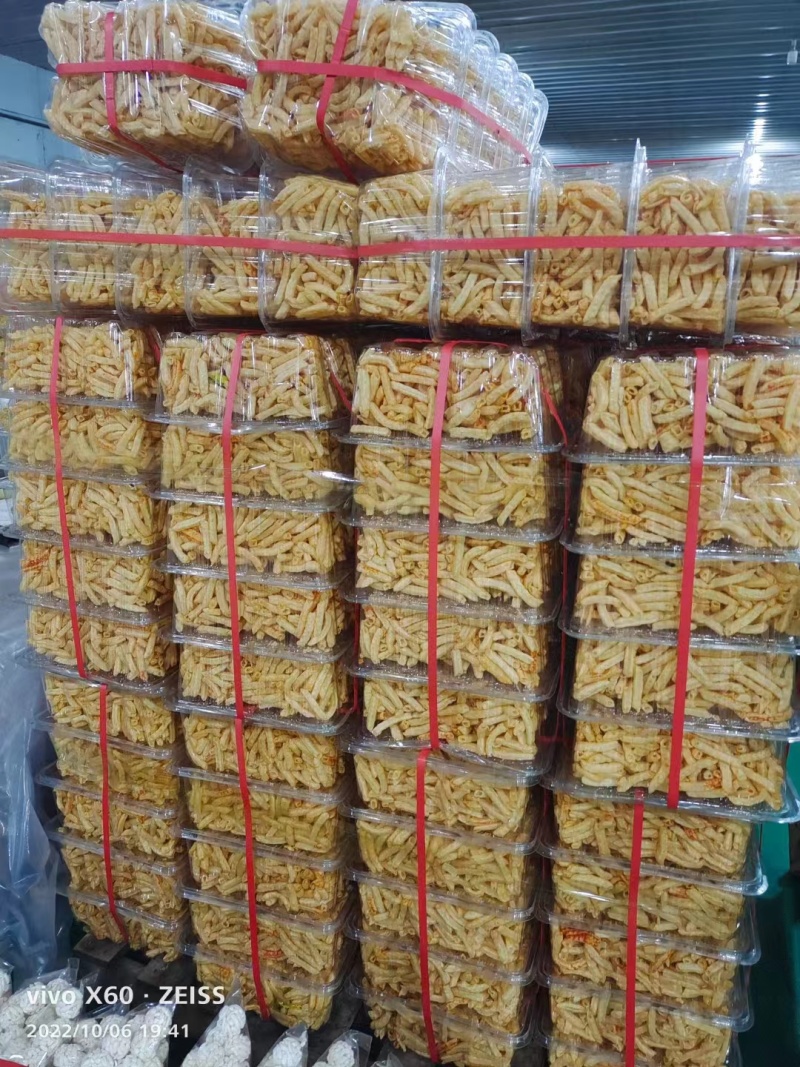 苦荞片彩虹薯条薯片玉米酥亚麻籽酥
