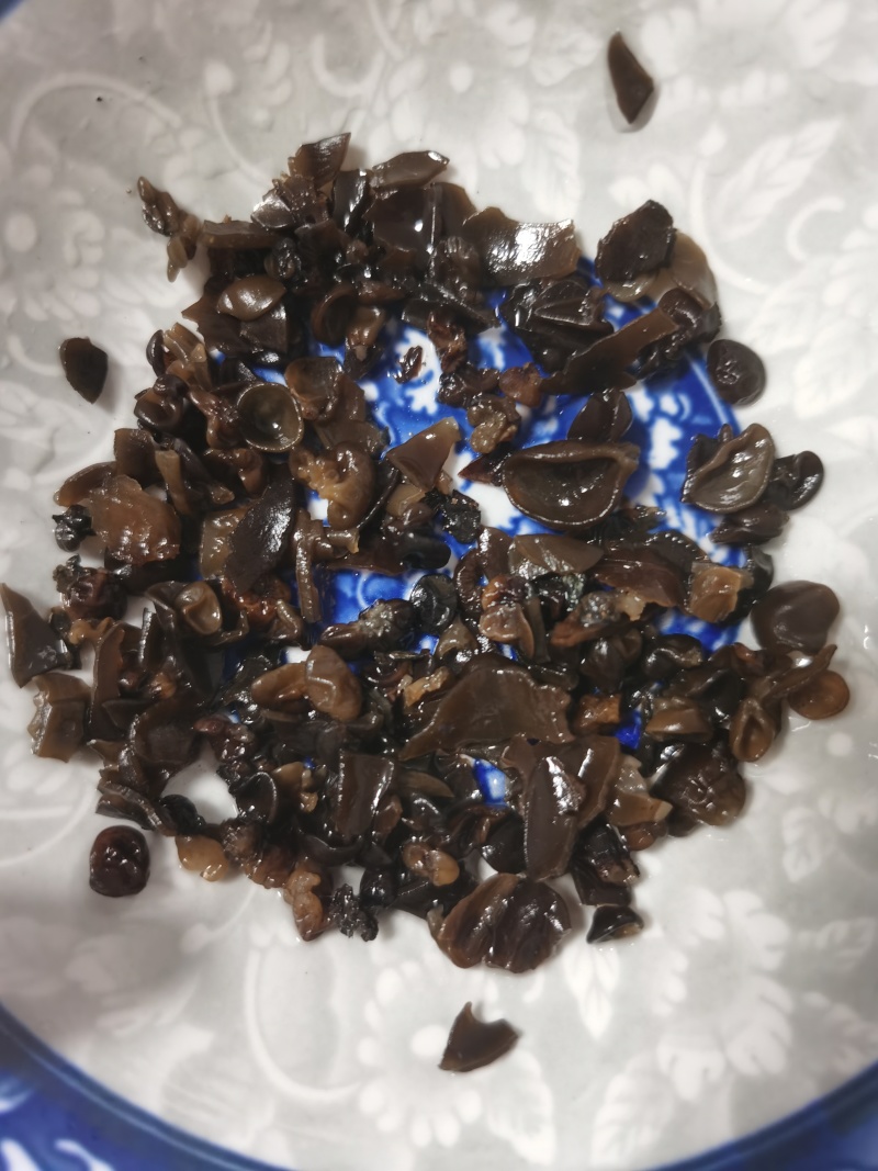 东北木耳牙子碎大量批发电商供货源头基地地摊团购一手货源便