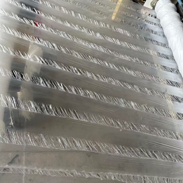 大蒜专用白地膜，百叶窗地膜，免勾地膜