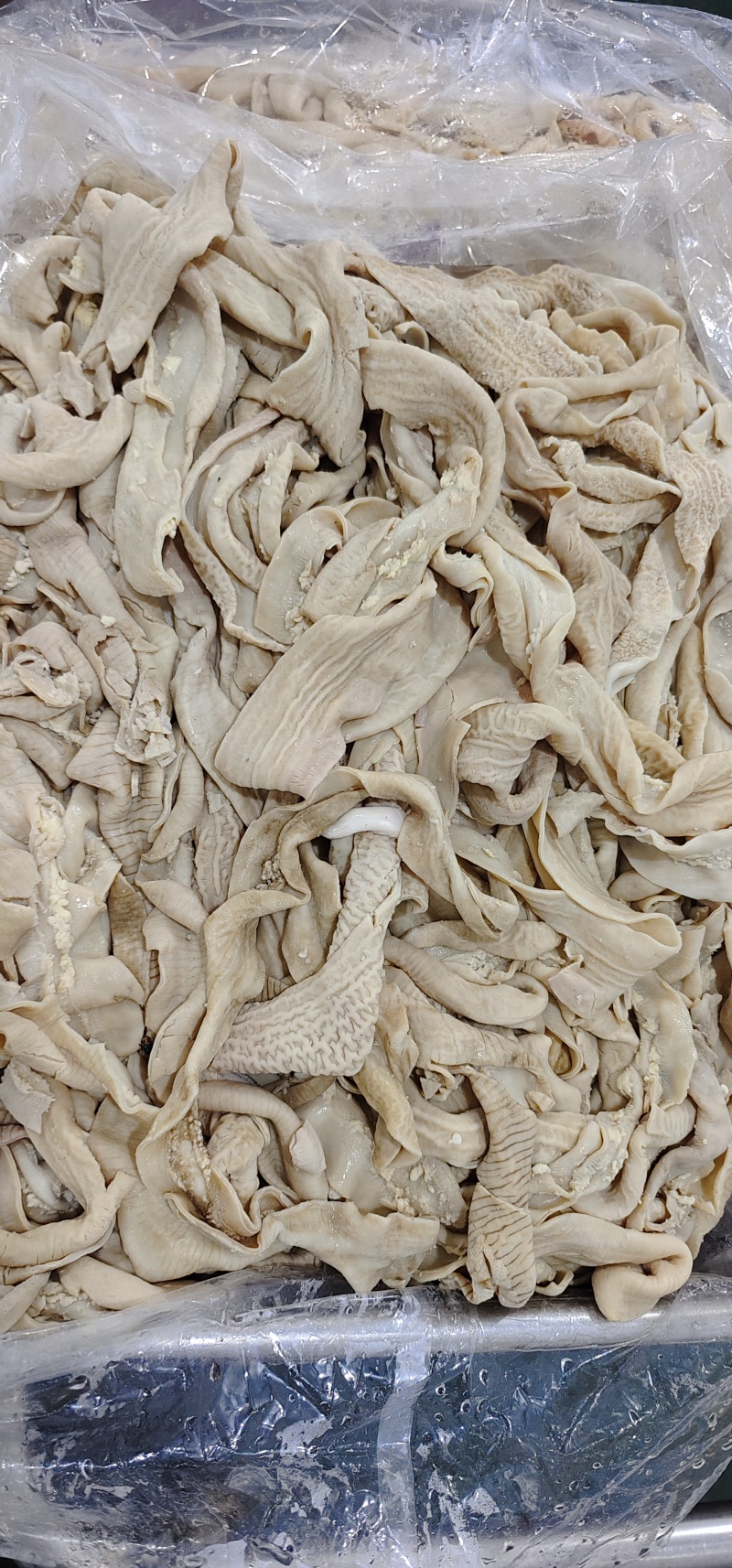 【牛小片肠】当地草原黄牛的小片肠，焯过水的抛开去油袋装！