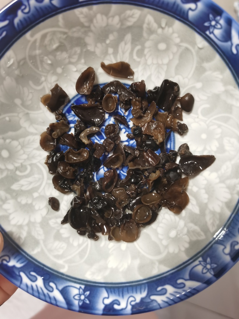 木耳芽子木耳碎包饺子包子豆腐脑凉菜各种配料便宜出十几斤
