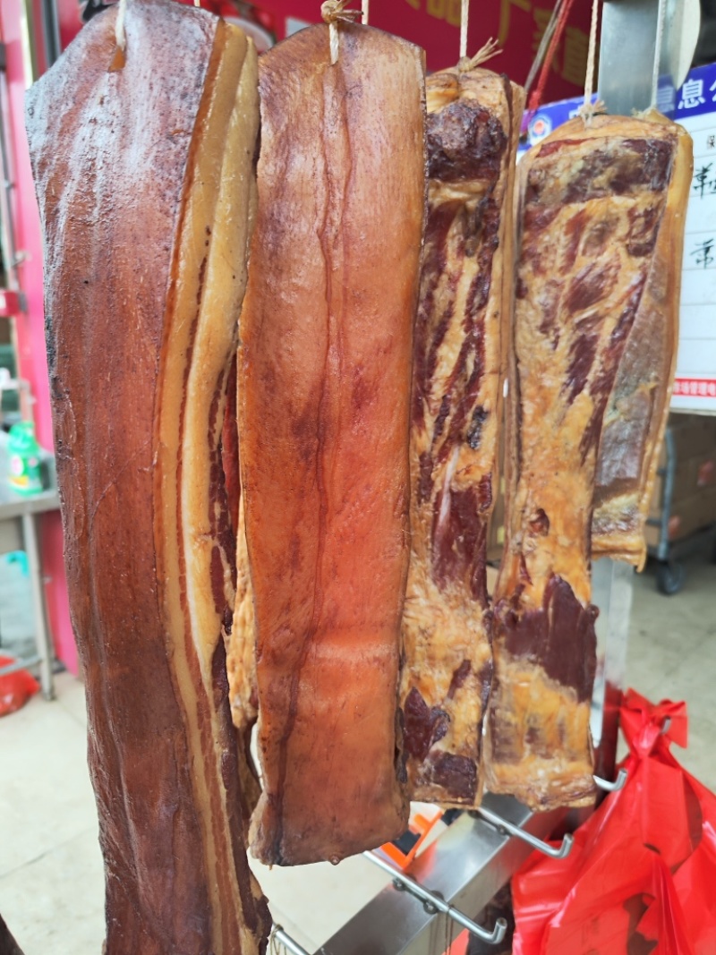 腊肉四川腊肉制品二刀，五花大量上市，可视频看货