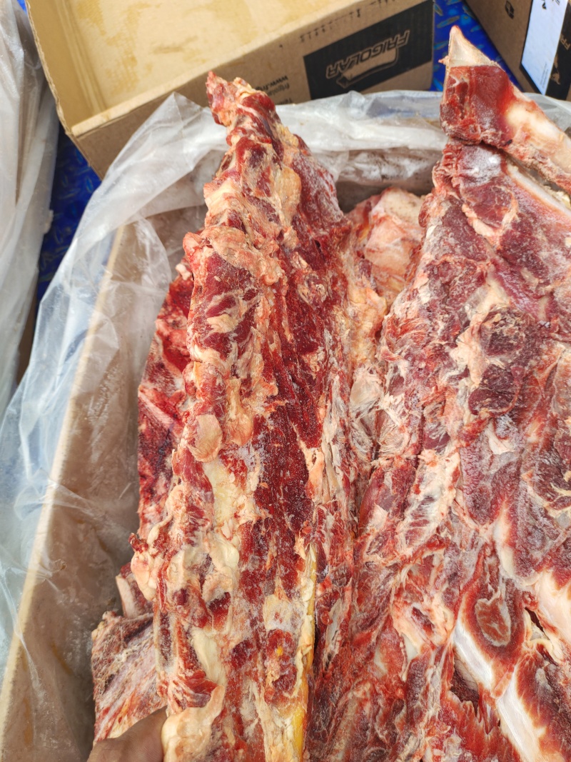 牛羽骨，新日期新货，肉多颜色新鲜漂亮，满肉带筋带脆骨