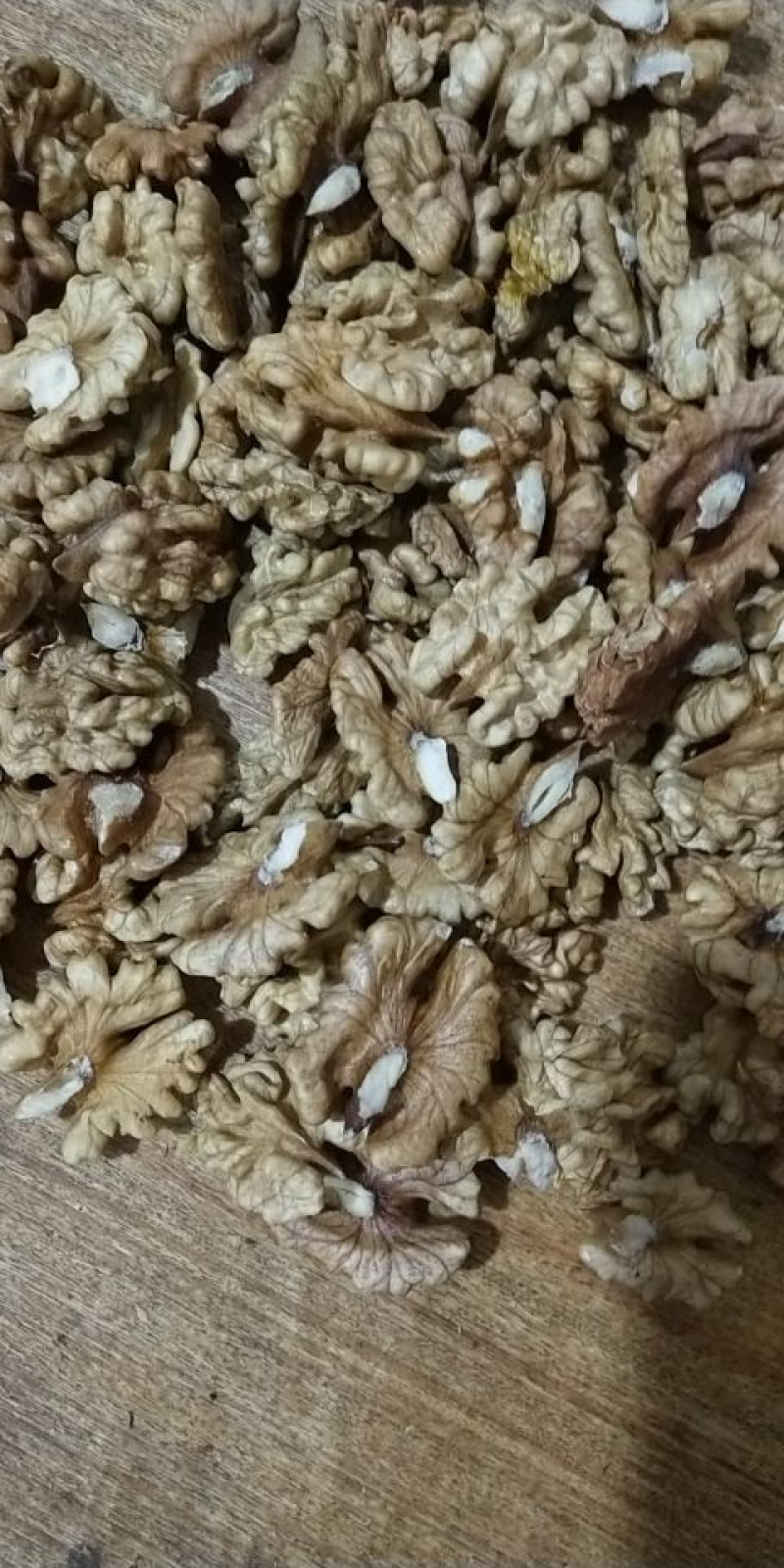 低价批发薄皮新疆185核桃仁尖白尖普规格齐全，新鲜饱满