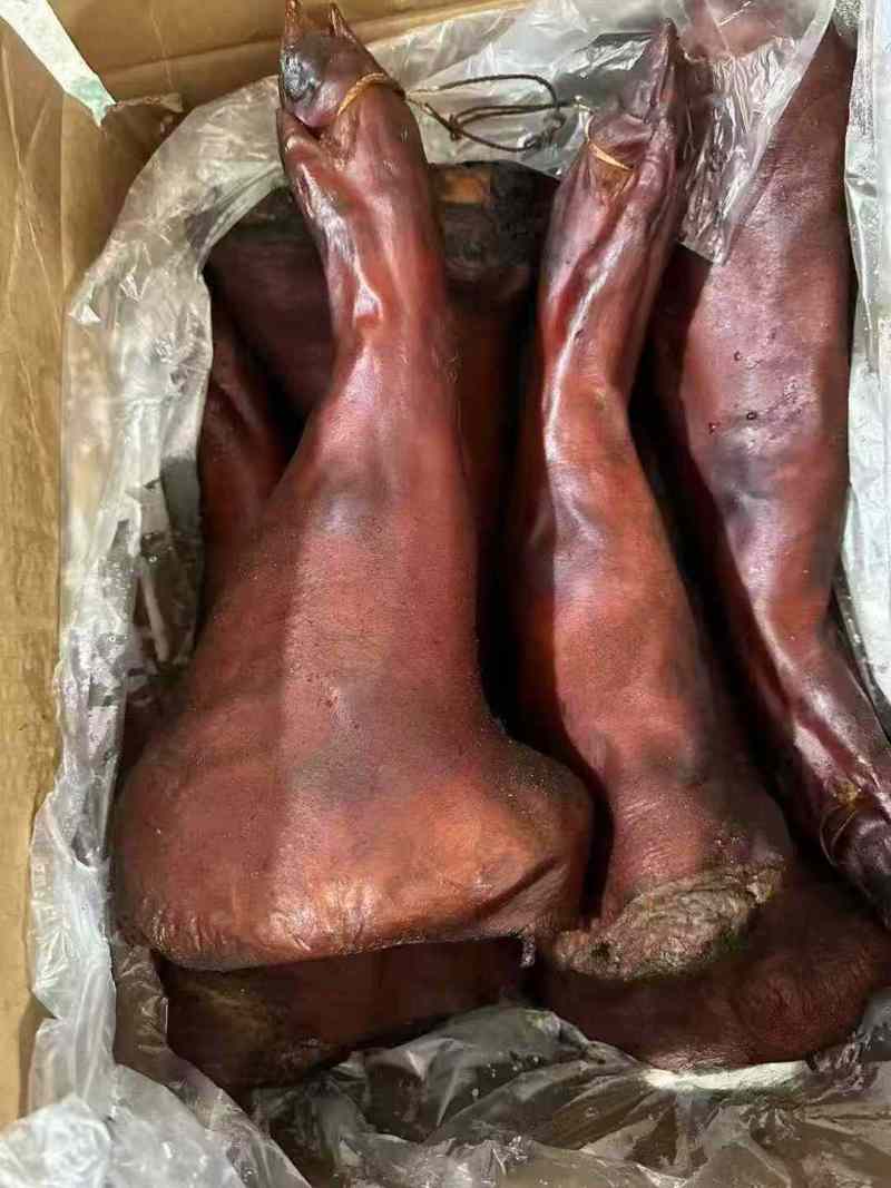 正宗重庆特产腊肉烟熏腊猪蹄农家自制柏树整只装腊猪脚四川腊